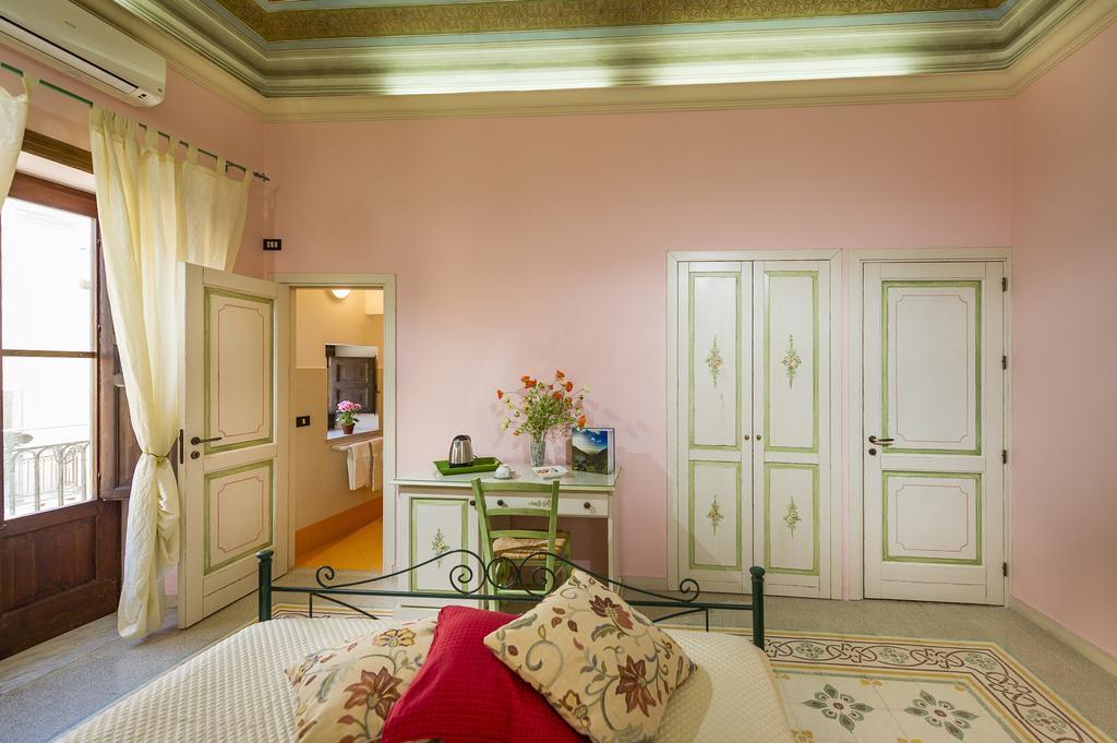 Agli Affreschi Hotell Castellammare del Golfo Exteriör bild